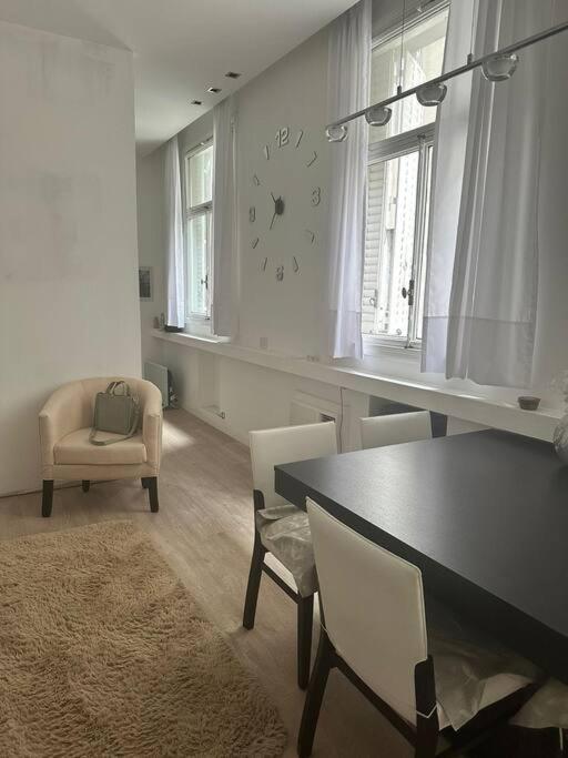 Departamento Carlos Pellegrini * Buenos Aires